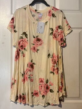 LuLaRoe Erika Pale Yellow Tunic with Pink Rose Print